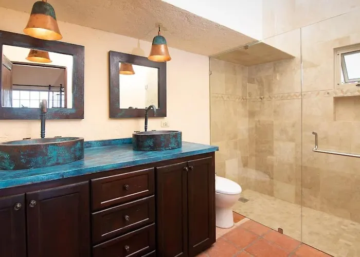 Holiday home Elegant Hacienda For 20, Ocean Views, Pool