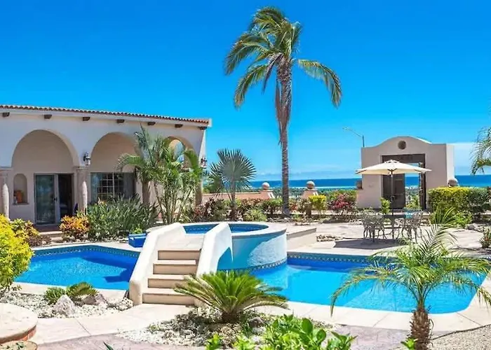 Holiday home Elegant Hacienda For 20, Ocean Views, Pool