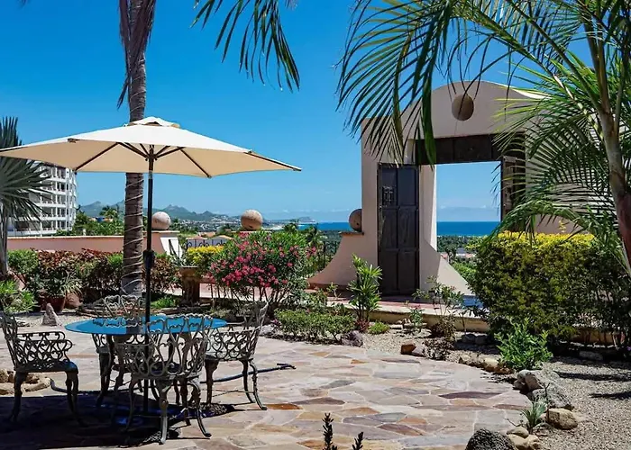 Elegant Hacienda For 20, Ocean Views, Pool Holiday home *