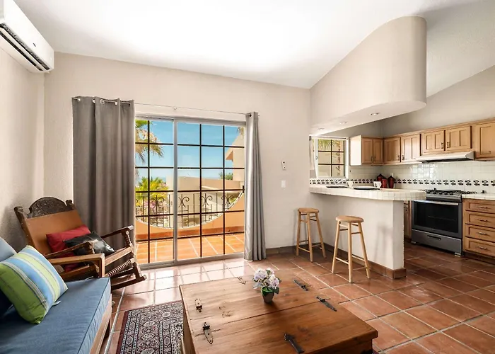 Holiday home Elegant Hacienda For 20, Ocean Views, Pool