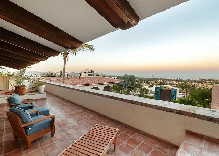 Elegant Hacienda For 20, Ocean Views, Pool *