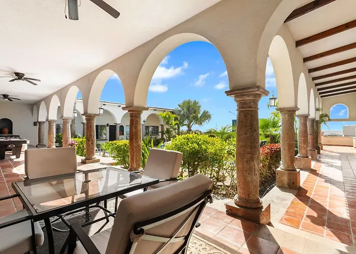 Elegant Hacienda For 20, Ocean Views, Pool Holiday home San Jose del Cabo
