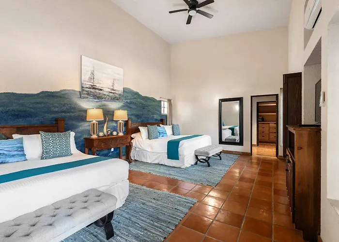 Elegant Hacienda For 20, Ocean Views, Pool