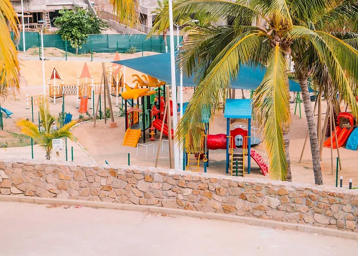 Elegant Hacienda For 20, Ocean Views, Pool Сasa de vacaciones